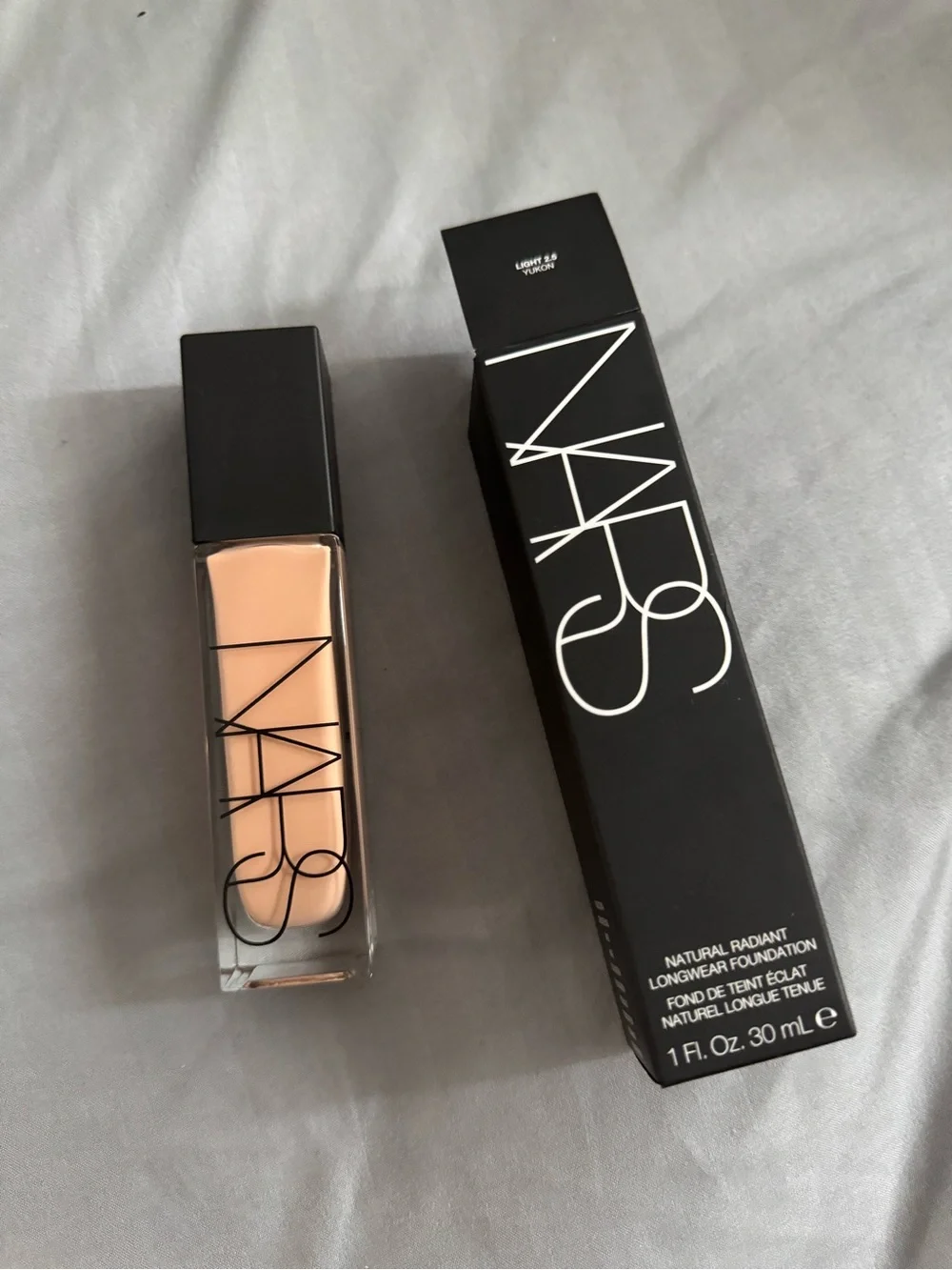 NARS Natural Radiant Longwear Foundation — Light 2.5 YUKON